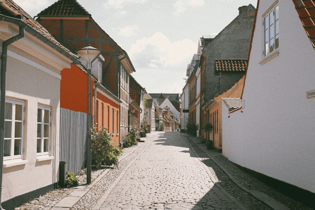 Bowling i Odense – Find de bedste bowlinghaller i H.C. Andersens by